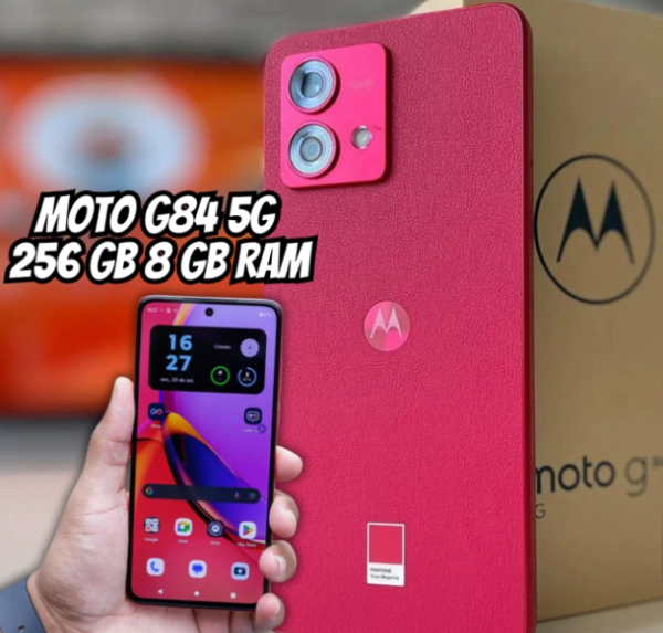 Motorola Moto G84 5G 256 GB Viva Magenta 8 GB RAM